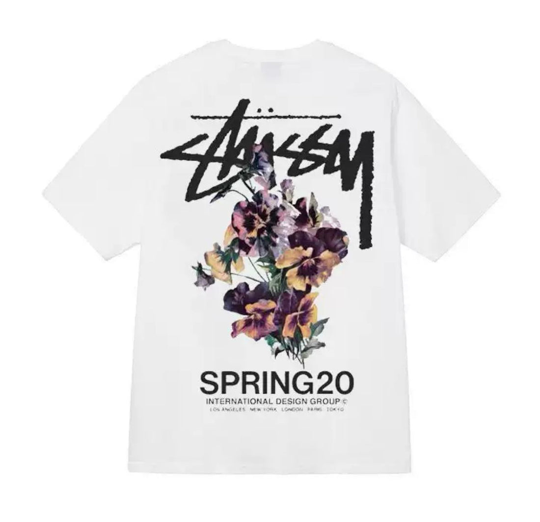 Stüssy-פרחים לבן